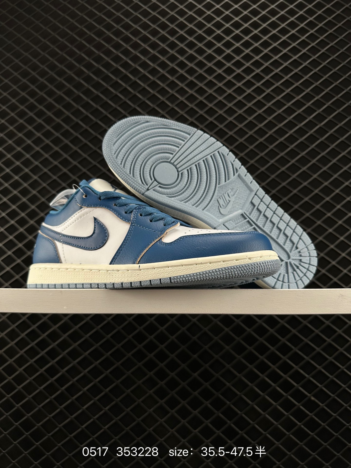 Air Jordan 1 Low AJ1